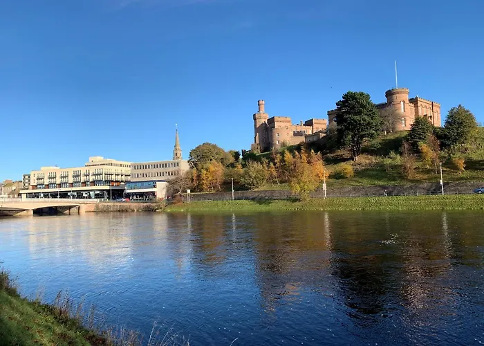 Crown Aros Beag, Ultra City Central 2 Bedroom Apartment With Free Parking Onsite