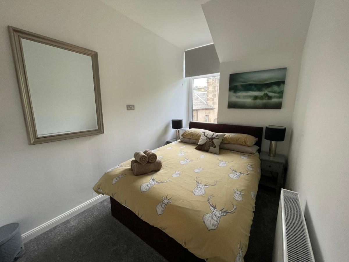 Crown Aros Beag, Ultra 2 Bedroom With Free Parking Onsite Apartment *