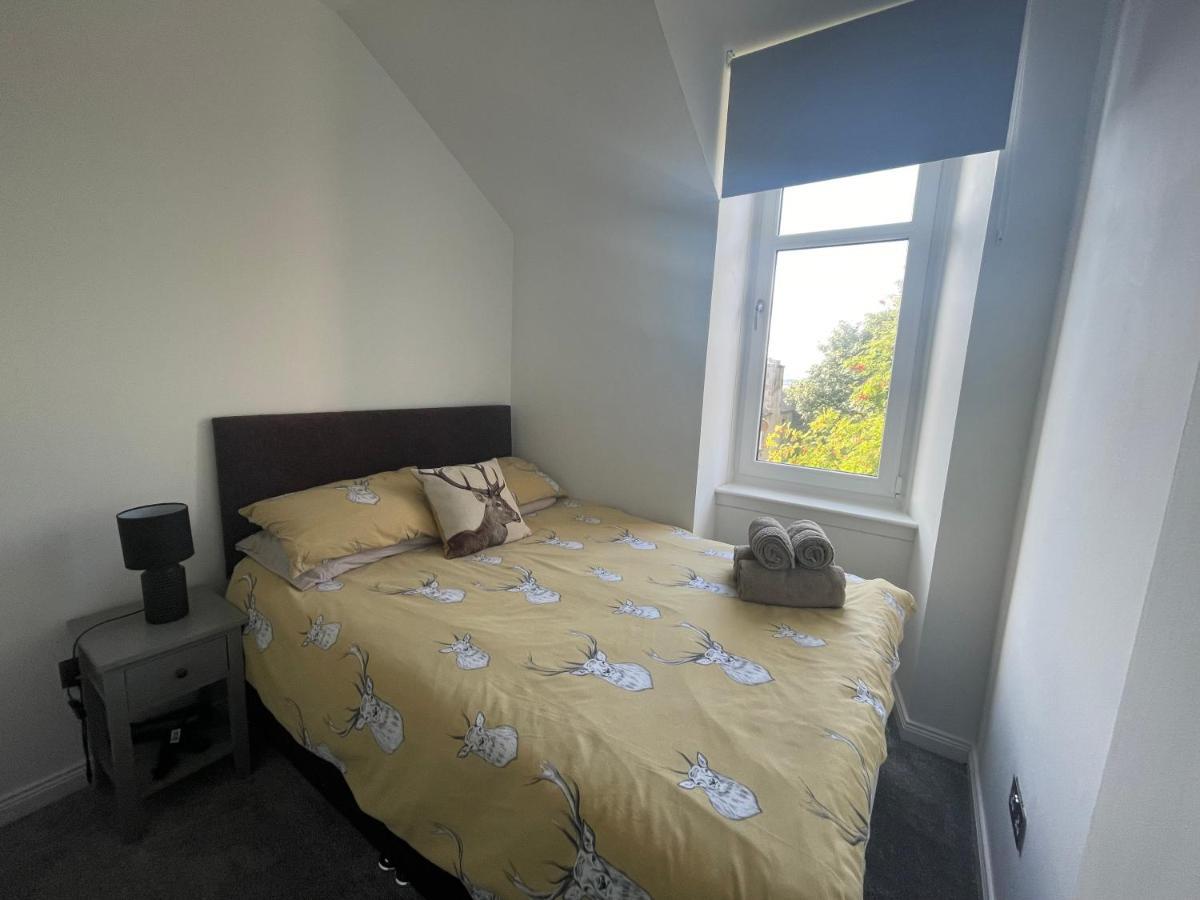 Crown Aros Beag, Ultra 2 Bedroom With Free Parking Onsite Apartment *