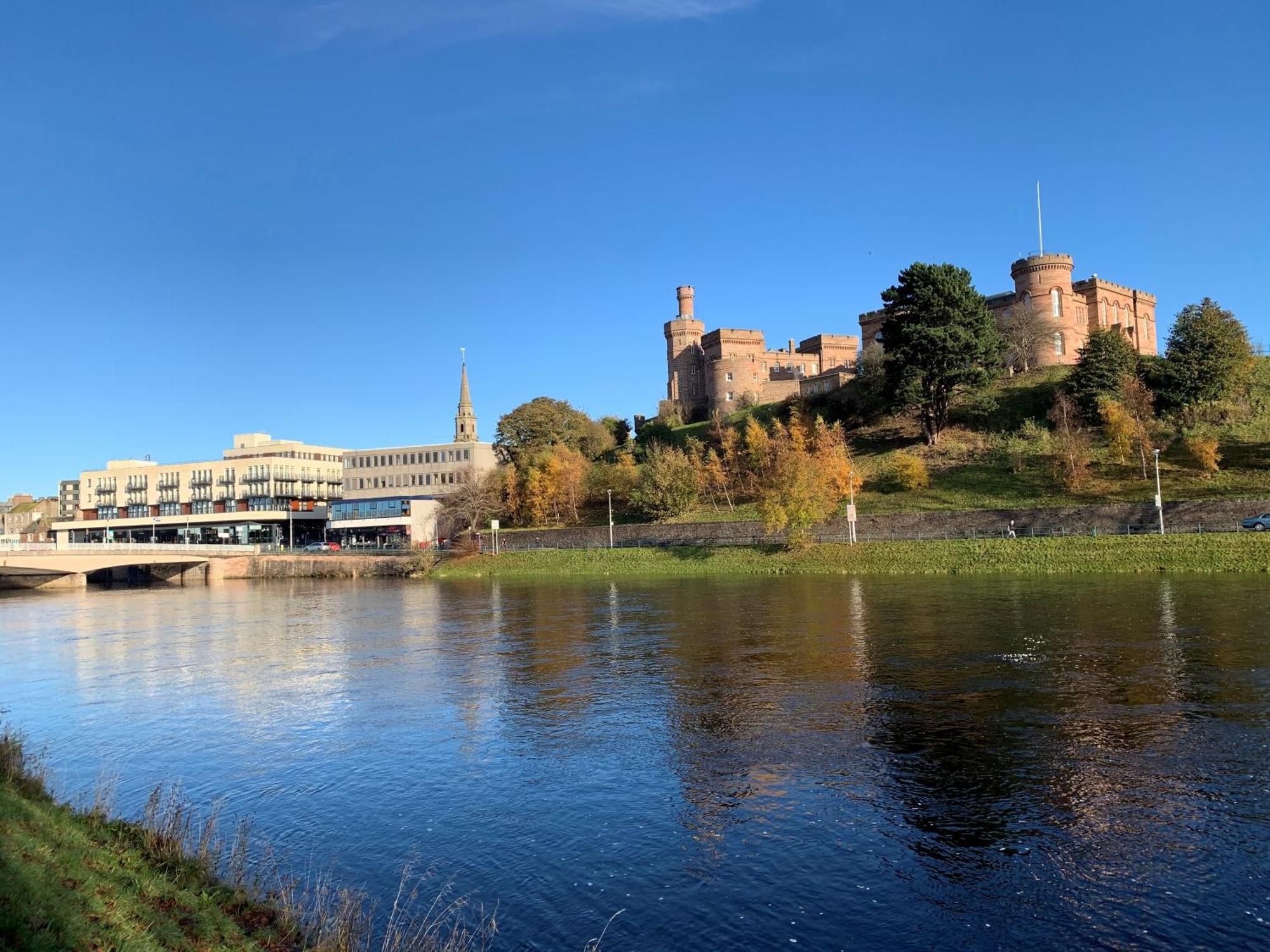 Apartment Crown Aros Beag, Ultra 2 Bedroom With Free Parking Onsite